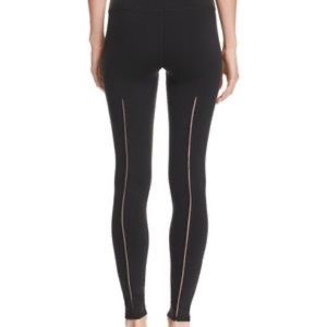 Alo Yoga Leggings - Clear Back Seam